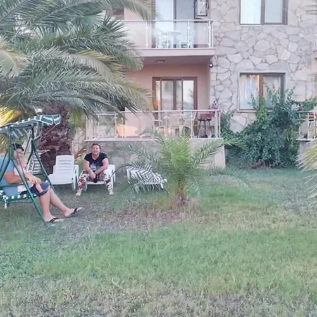 Апартаменты The Palm *
