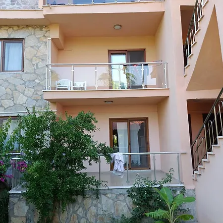 The Palm Apartment *